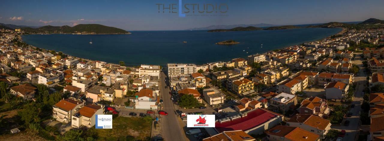 The L Studio Néa Péramos Bagian luar foto